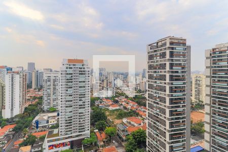 Studio à venda com 33m², 1 quarto e 1 vaga Studio à venda com 33m², 1 quarto e 1 vagaVista da Varanda Studio