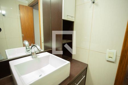 Apartamento à venda com 54m², 2 quartos e 1 vaga Apartamento à venda com 54m², 2 quartos e 1 vagaBANHEIRO