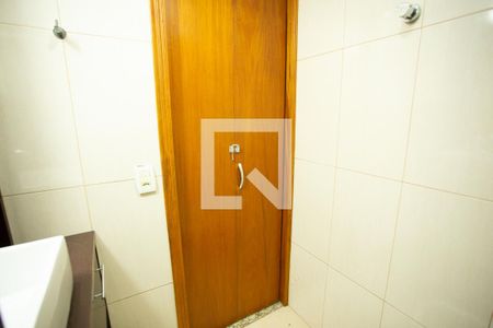 Apartamento à venda com 54m², 2 quartos e 1 vaga Apartamento à venda com 54m², 2 quartos e 1 vagaBANHEIRO