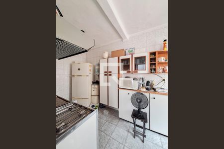 Casa à venda com 200m², 5 quartos e 4 vagas Casa à venda com 200m², 5 quartos e 4 vagasCozinha