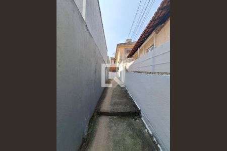 Casa à venda com 200m², 5 quartos e 4 vagas Casa à venda com 200m², 5 quartos e 4 vagasCorredor casa 2