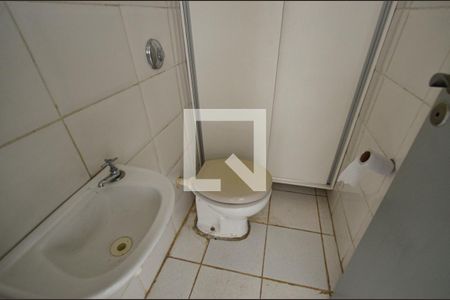 Apartamento à venda com 169m², 4 quartos e 1 vaga Apartamento à venda com 169m², 4 quartos e 1 vagaBanheiro serviço