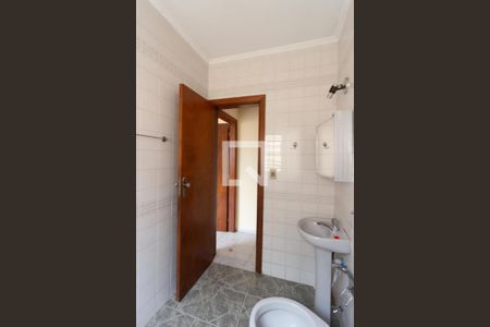 Casa à venda com 125m², 5 quartos e 2 vagasBanheiro 3