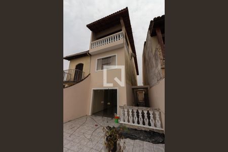 Casa à venda com 125m², 5 quartos e 2 vagasFachada