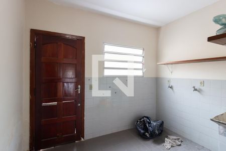 Casa à venda com 125m², 5 quartos e 2 vagasÁrea de Serviço