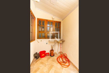 Casa à venda com 160m², 3 quartos e 3 vagas Casa à venda com 160m², 3 quartos e 3 vagasÁrea de Serviço