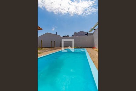 Casa à venda com 160m², 3 quartos e 3 vagas Casa à venda com 160m², 3 quartos e 3 vagasÁrea externa