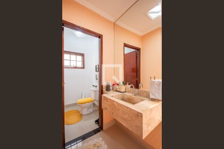 Lavabo de casa para alugar com 3 quartos, 152m² em Jardim D’abril, Osasco