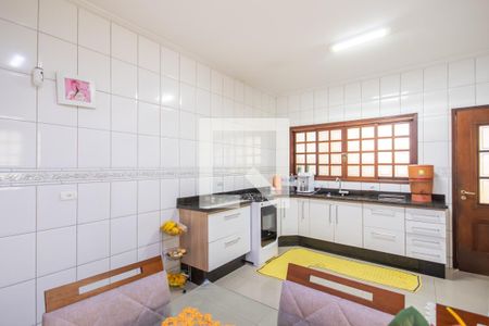 Casa para alugar com 152m², 3 quartos e 3 vagasCozinha