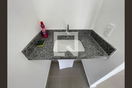Apartamento à venda com 32m², 1 quarto e sem vaga Apartamento à venda com 32m², 1 quarto e sem vagaBanheiro Social