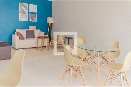 Apartamento para alugar com 52m², 1 quarto e sem vaga Apartamento para alugar com 52m², 1 quarto e sem vagaÁrea comum - Salão de festas