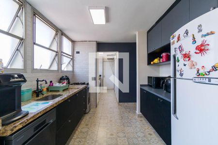 Apartamento à venda com 183m², 4 quartos e 2 vagasCozinha 