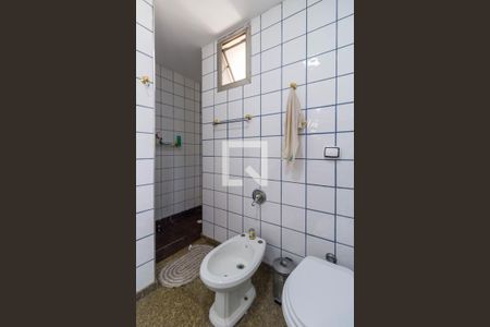 Apartamento à venda com 183m², 4 quartos e 2 vagasBanheiro