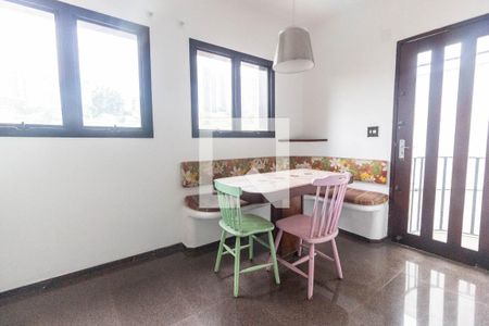 Casa à venda com 300m², 3 quartos e 2 vagasCozinha