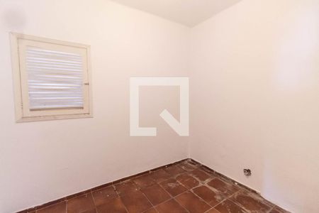 Casa à venda com 300m², 3 quartos e 2 vagasQuarto de serviço