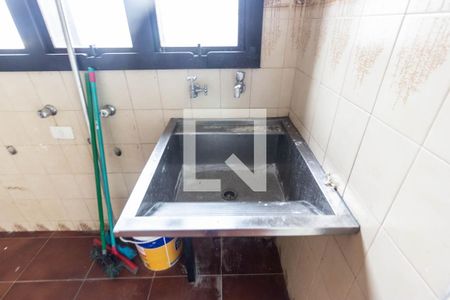 Casa à venda com 300m², 3 quartos e 2 vagasÁrea de serviço