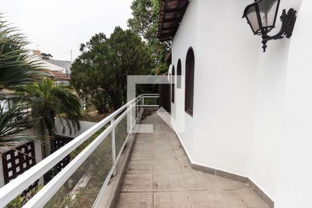Casa à venda com 300m², 3 quartos e 2 vagasVaranda