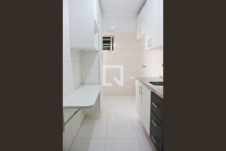 Apartamento à venda com 56m², 2 quartos e 1 vagaCozinha e Área de Serviço