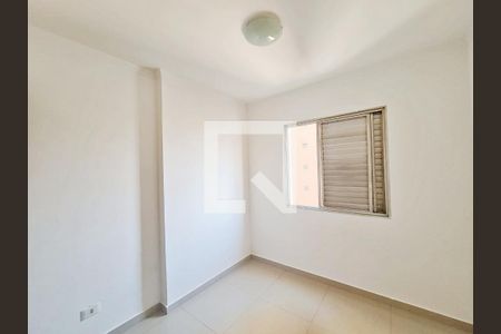 Apartamento à venda com 56m², 2 quartos e 1 vagaQuarto 02