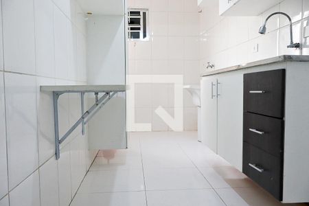 Apartamento à venda com 56m², 2 quartos e 1 vagaCozinha e Área de Serviço