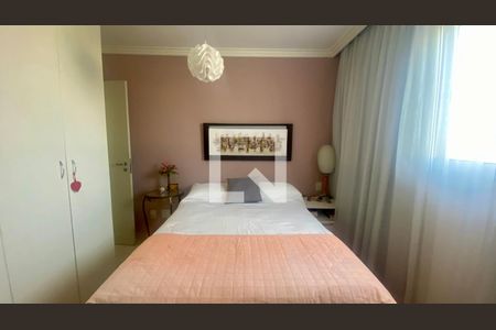 Apartamento à venda com 75m², 3 quartos e 1 vagaQuarto Suíte