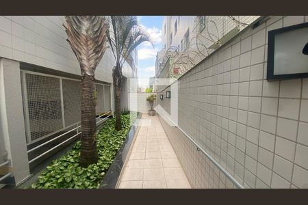 Apartamento à venda com 75m², 3 quartos e 1 vagaHall de entrada