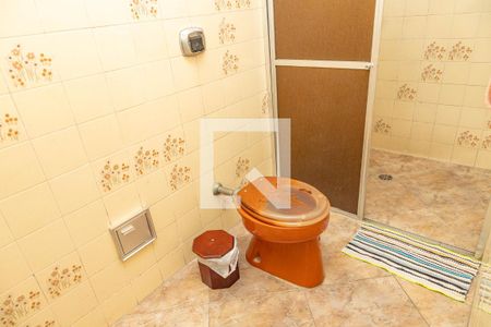 Apartamento à venda com 220m², 3 quartos e 3 vagasBanheiro da suíte