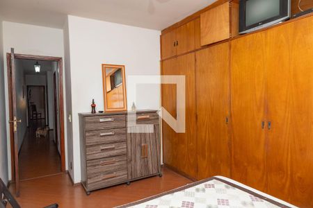 Apartamento à venda com 220m², 3 quartos e 3 vagasQuarto 1 - suíte