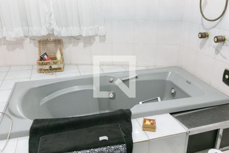 Casa à venda com 375m², 4 quartos e 3 vagasBanheiro 3