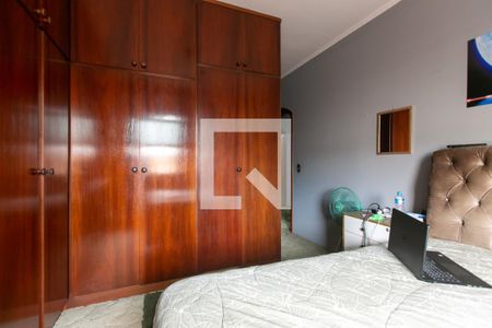 Casa à venda com 375m², 4 quartos e 3 vagasSuíte 2