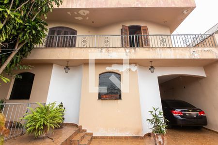 Casa à venda com 375m², 4 quartos e 3 vagasGaragem 