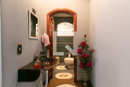 Casa à venda com 375m², 4 quartos e 3 vagasLavabo