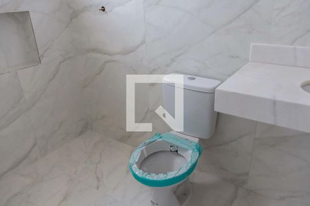 Casa à venda com 186m², 3 quartos e 6 vagasBanheiro da Suíte 2