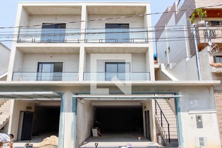 Casa à venda com 186m², 3 quartos e 6 vagasFachada