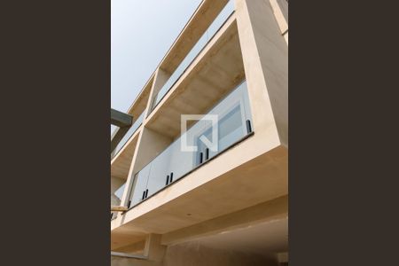 Casa à venda com 186m², 3 quartos e 6 vagasFachada