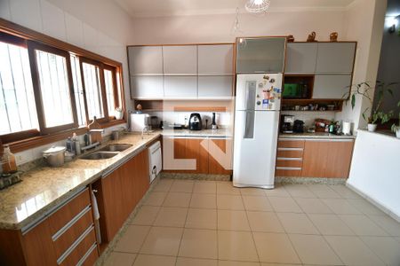 Casa à venda com 350m², 3 quartos e 4 vagasCozinha