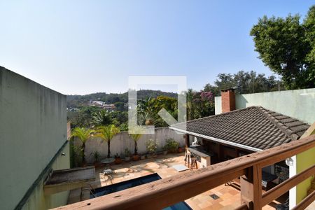 Casa à venda com 350m², 3 quartos e 4 vagasÁrea de Serviço - Vista