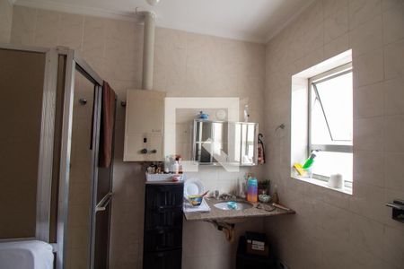 Casa à venda com 250m², 5 quartos e 5 vagasBanheiro da Suíte 2