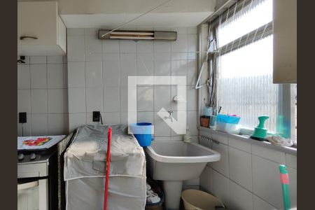 Apartamento à venda com 140m², 2 quartos e 2 vagasÁrea de Serviço