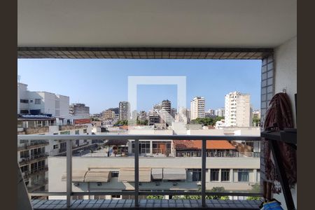 Apartamento à venda com 140m², 2 quartos e 2 vagasVaranda Suíte