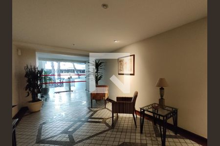 Apartamento à venda com 140m², 2 quartos e 2 vagasFachada e portaria