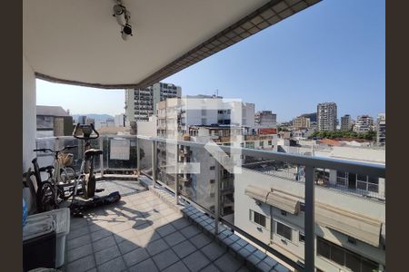 Apartamento à venda com 140m², 2 quartos e 2 vagasVaranda Suíte