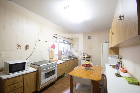 Casa à venda com 172m², 2 quartos e 2 vagasCozinha