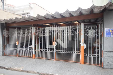 Casa à venda com 172m², 2 quartos e 2 vagasFachada