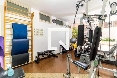 Apartamento para alugar com 250m², 3 quartos e 2 vagas Apartamento para alugar com 250m², 3 quartos e 2 vagasÁrea comum - Academia