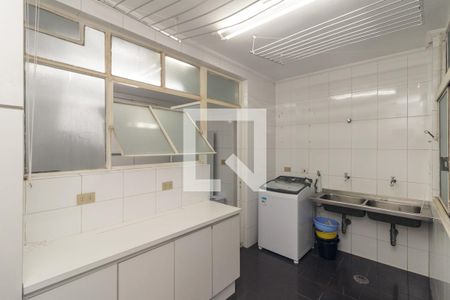 Apartamento para alugar com 250m², 3 quartos e 2 vagas Apartamento para alugar com 250m², 3 quartos e 2 vagasLavanderia