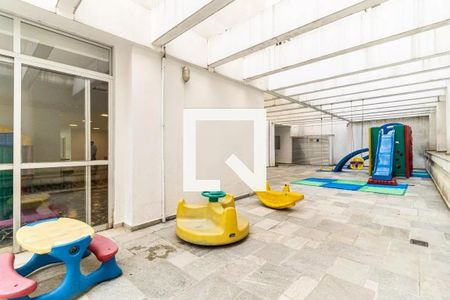Apartamento para alugar com 250m², 3 quartos e 2 vagas Apartamento para alugar com 250m², 3 quartos e 2 vagasÁrea comum - Playground