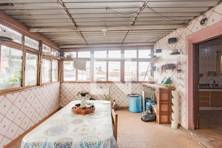 Casa à venda com 400m², 2 quartos e 1 vagaÁrea de Serviço