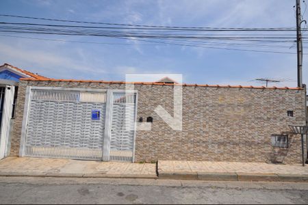 Casa à venda com 220m², 3 quartos e 2 vagasFachada