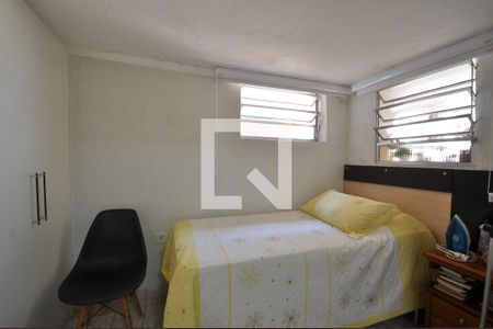 Casa à venda com 220m², 3 quartos e 2 vagasQuarto 3